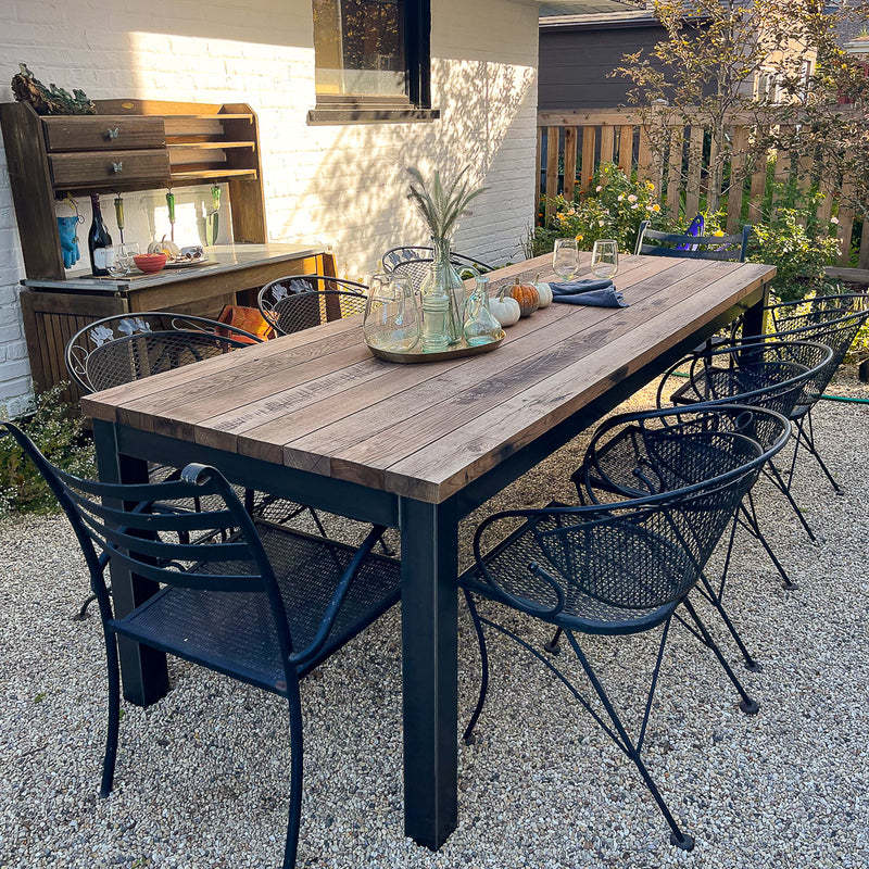 DIY outdoor dining tables